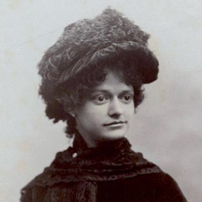 Mabel Loomis